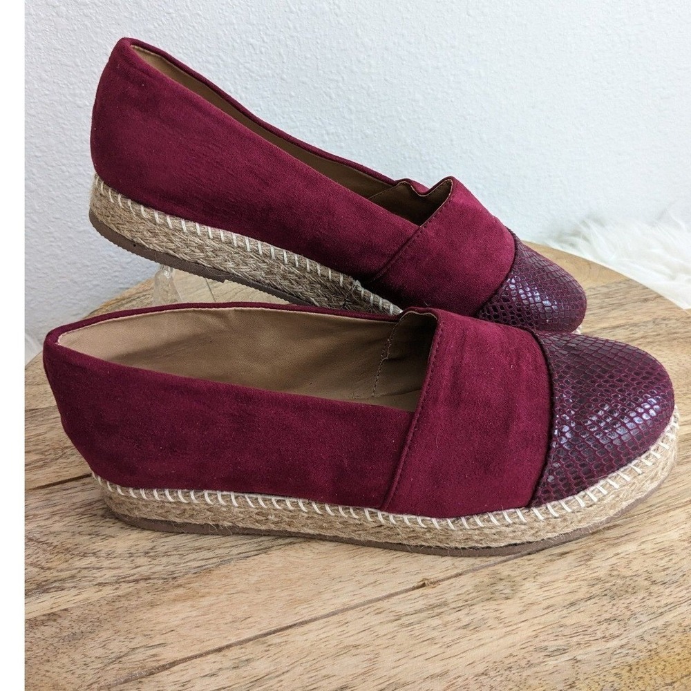 Womens Burgundy Size 9‎  Faux Snake Embossed Cap Toe Espadrille Flats Shoes  NEW